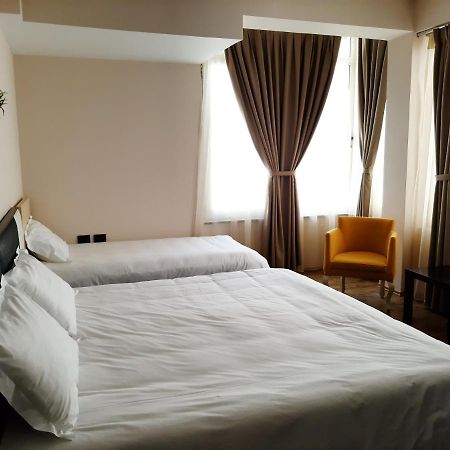 Royal Vila Hotel Тирана Экстерьер фото